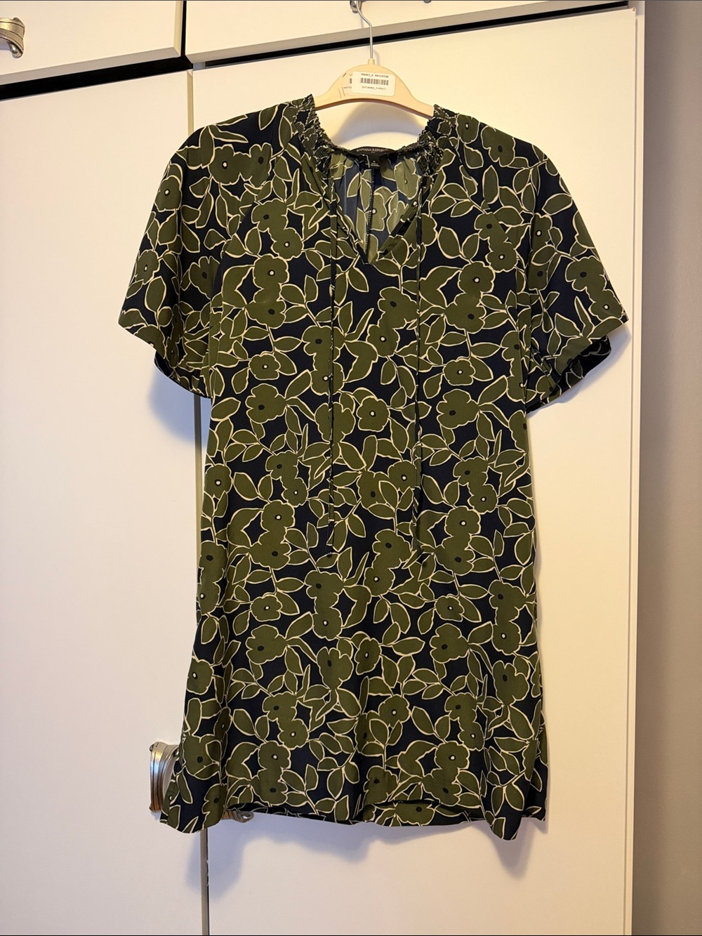 Banana republic Olive and Black Floral V-Neck Tunic